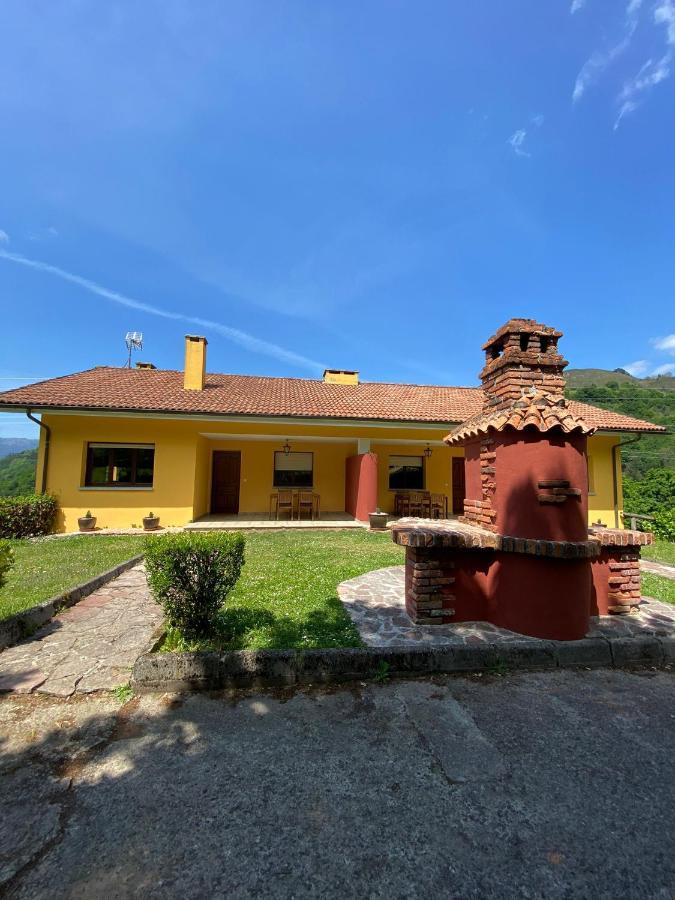 Villa Finca La Cuesta à Onís Extérieur photo